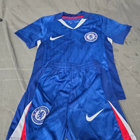 CHELSEA FC FOOTBALL KIT β NIKE β JERSEY & SHORTS SET, SIZE 16 (YOUTH)