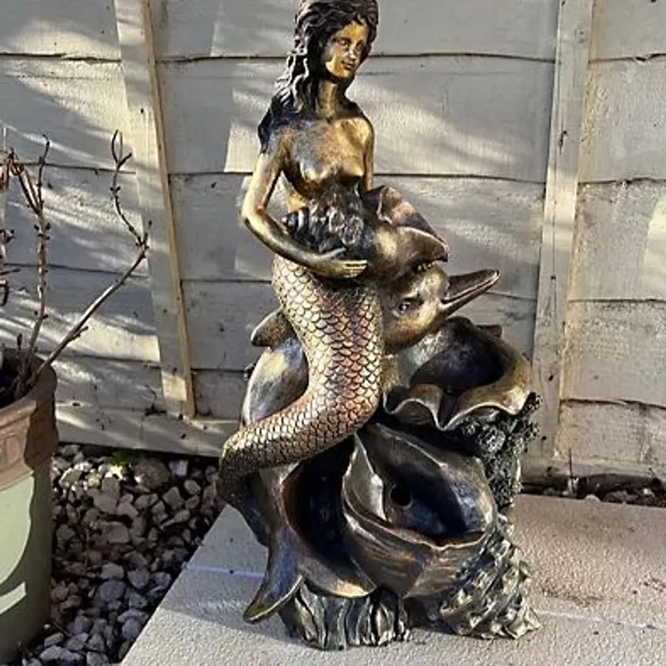 HOME2GARDEN MERMAID WATER FEATURE