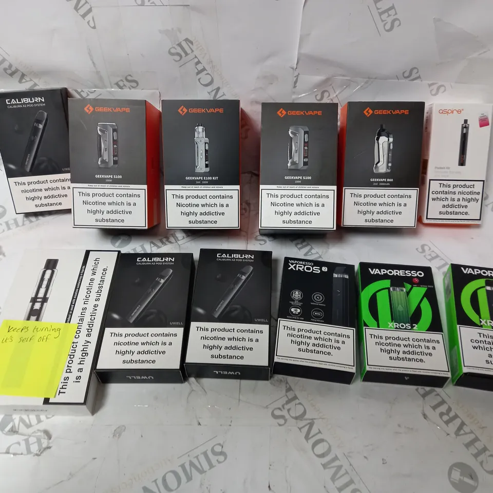 APPROXIMATELY 12 ASSORTED VAPES INCLUDING GEEKVAPE, VAPORESSO, ASPIRE