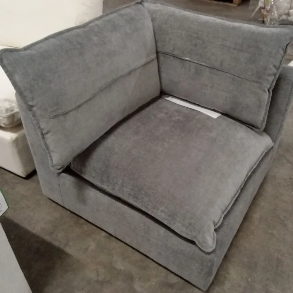 5 x ASSORTED DUSK INCOMPLETE SOFA PARTS/PIECES