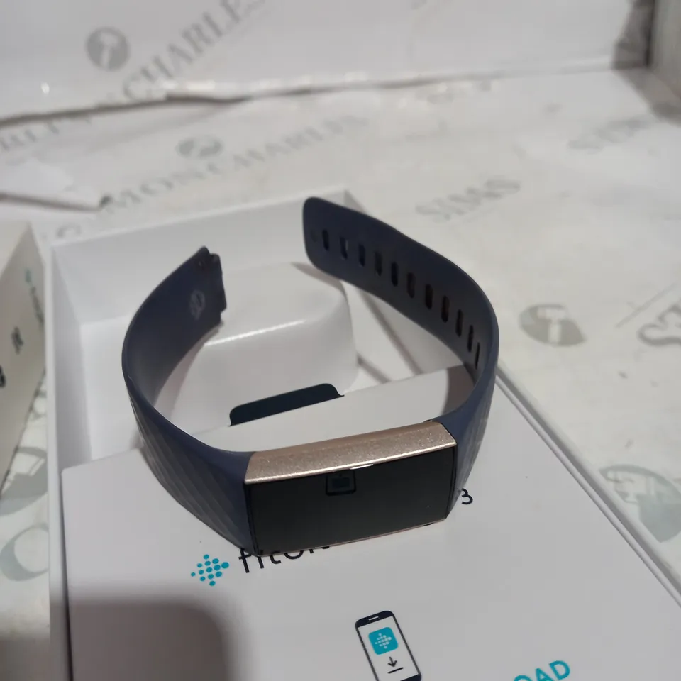 FITBIT CHARGE 3 - ADVANCED FITNESS TRACKER - ROSE GOLD - BLUE
