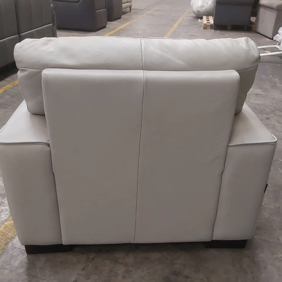QUALITY DESIGNER ITALIAN MADE LEATHER MARCOS ARMCHAIR - WHITE GREY