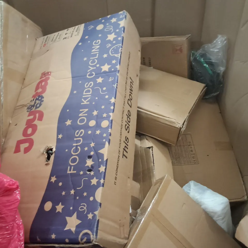 PALLET OF ASSORTED HOUSEHOLD ITEMS TO INCLUDE JUNIOR BASKETBALL SYSTEM, SELF INFLATING CAMPING MATTRESS AND HELICOPTER TOY SET