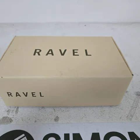RAVEL LEVENS RLP746 BLACK LEATHER SANDALS – UK 5