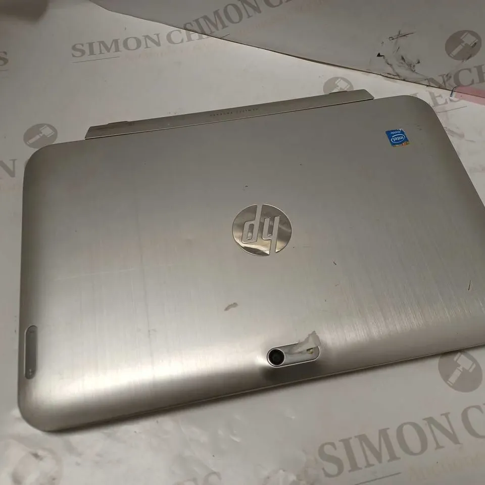 HP 1588-3003 NETBOOK