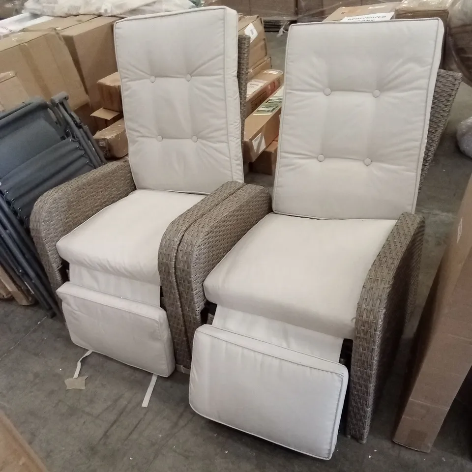 SET OF 2 RATTAN RECLINING OUTDOOR LOUNGER CHAIRS