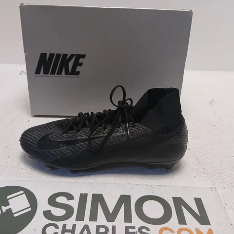 NIKE SUPERFLY 10 ELITE AG-PRO FOOTBALL BOOTS – MEN'S UK 10 (EU 45)