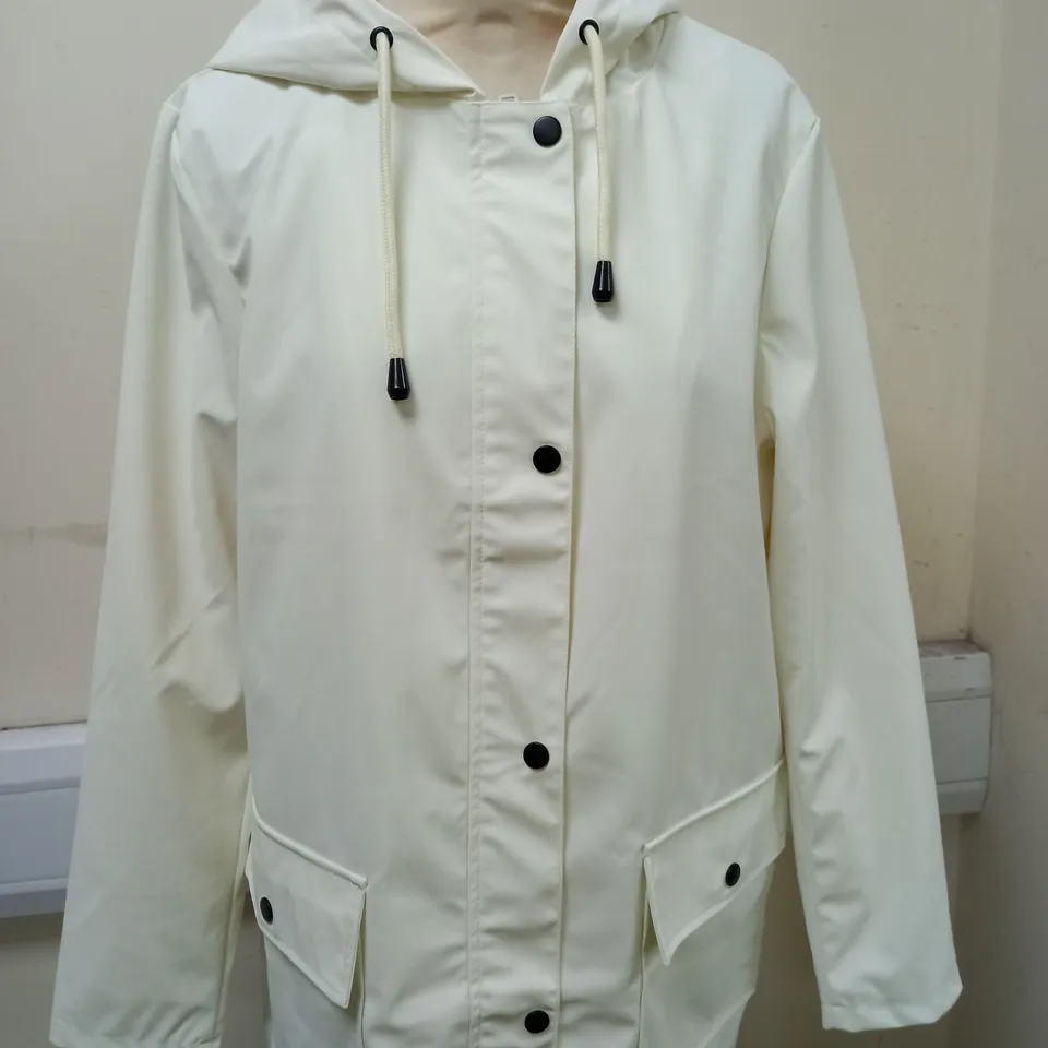 STUDIO OUTERWEAR BUTTON UP COAT IN CREAM SIZE 14