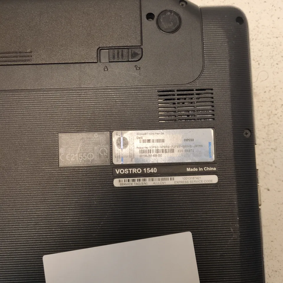 DELL VOSTRO 1540 LAPTOP – BLACK (WINDOWS 7)