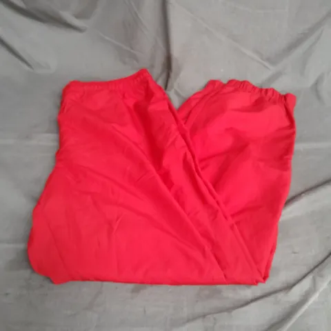 LACOSTE SPORT PANTS IN RED SIZE 5/186