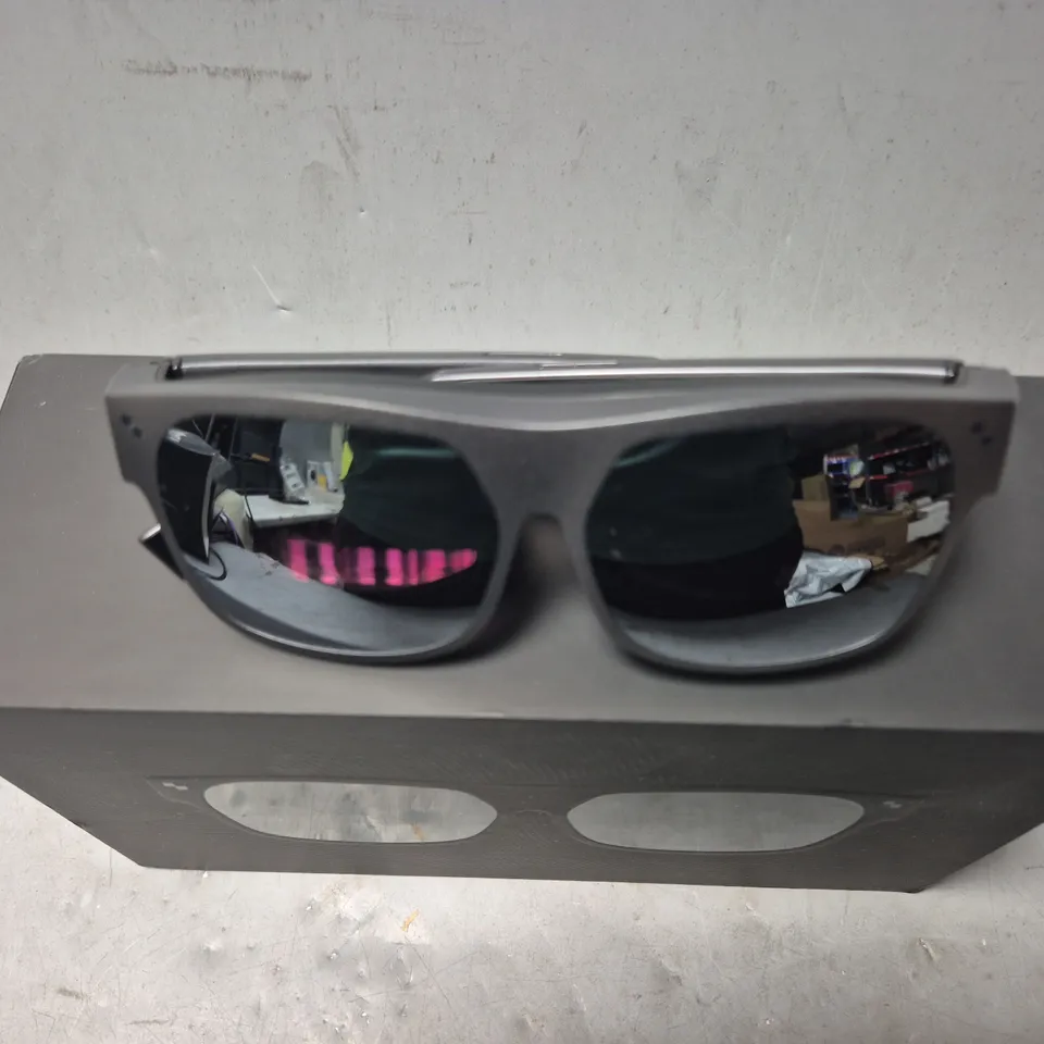 BOXED TCL NXTWEAR S+