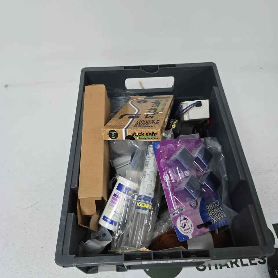TOTE OF APPROXIMATELY 12 ASSORTED ITEMS TO INCLUDE: SHE CLEANING KIT