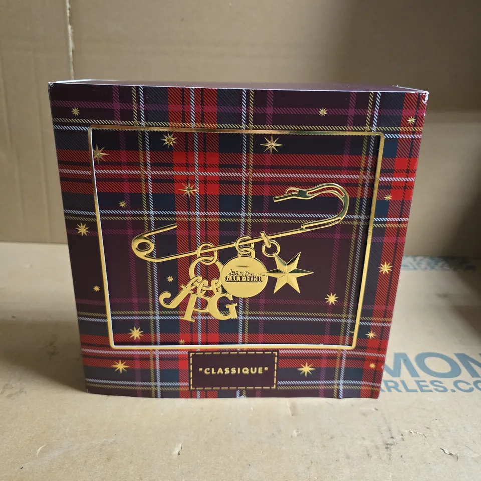 JEAN PAUL GAULTIER EAU DE TOILETTE 50ML, EAU DE TOILETTE 6ML PURSE SPRAY AND PERFUMED BODY LOTION 75ML GIFT SET