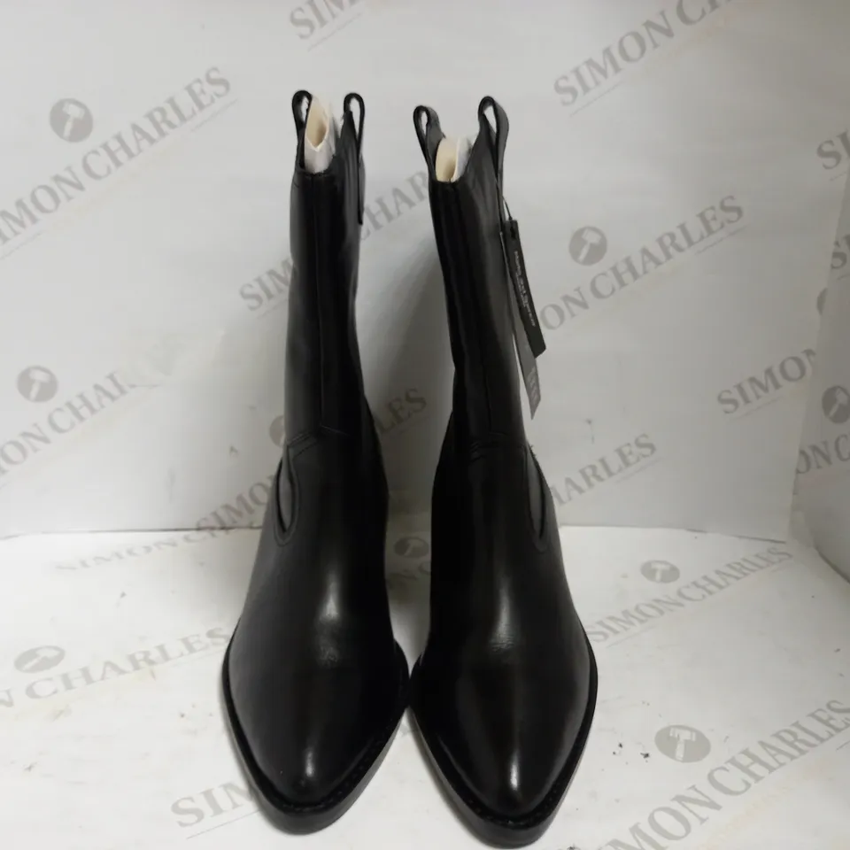 MARKS & SPENCER BLACK LEATHER COWBOY BOOTS UK SIZE 5.5