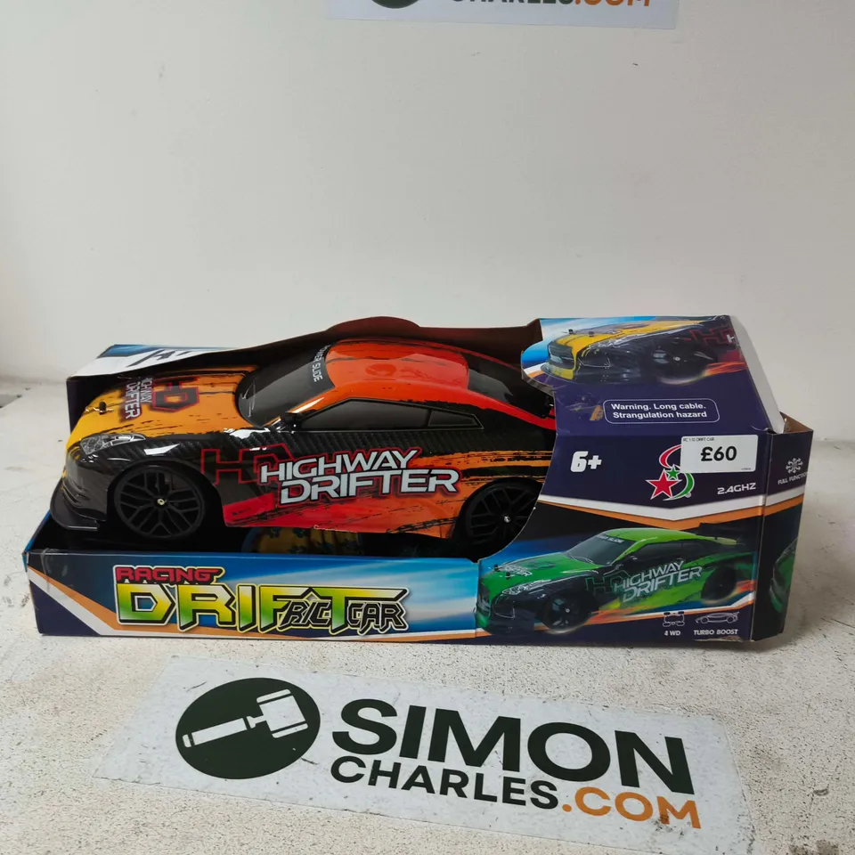 RACING DRIFT CAR RC TOY – HIGHWAY DRIFTER IN BOX (6+)