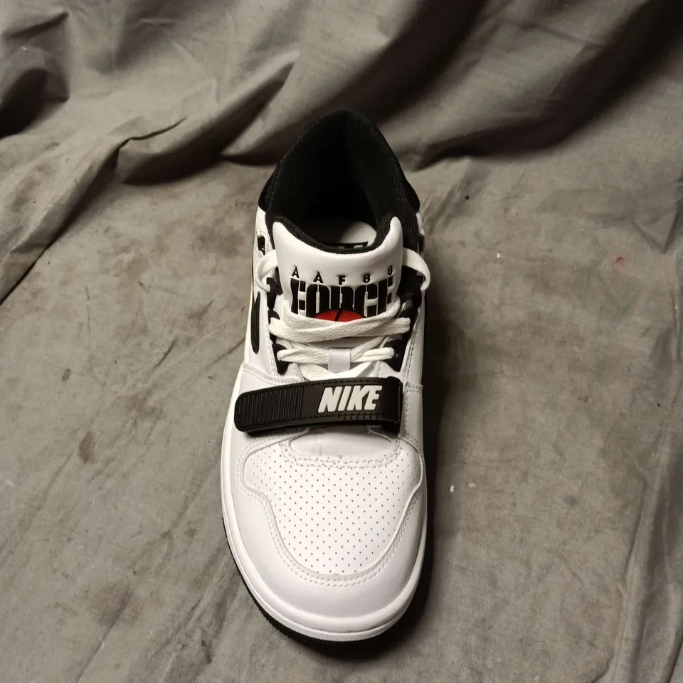NIKE AAF88 SP - WHITE & BLACK SNEAKERS WITH VELCRO STRAP -MEN'S UK SIZE 6