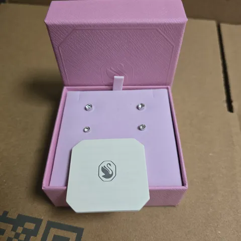SWAROVSKI PAIR OF STUD EARRINGS
