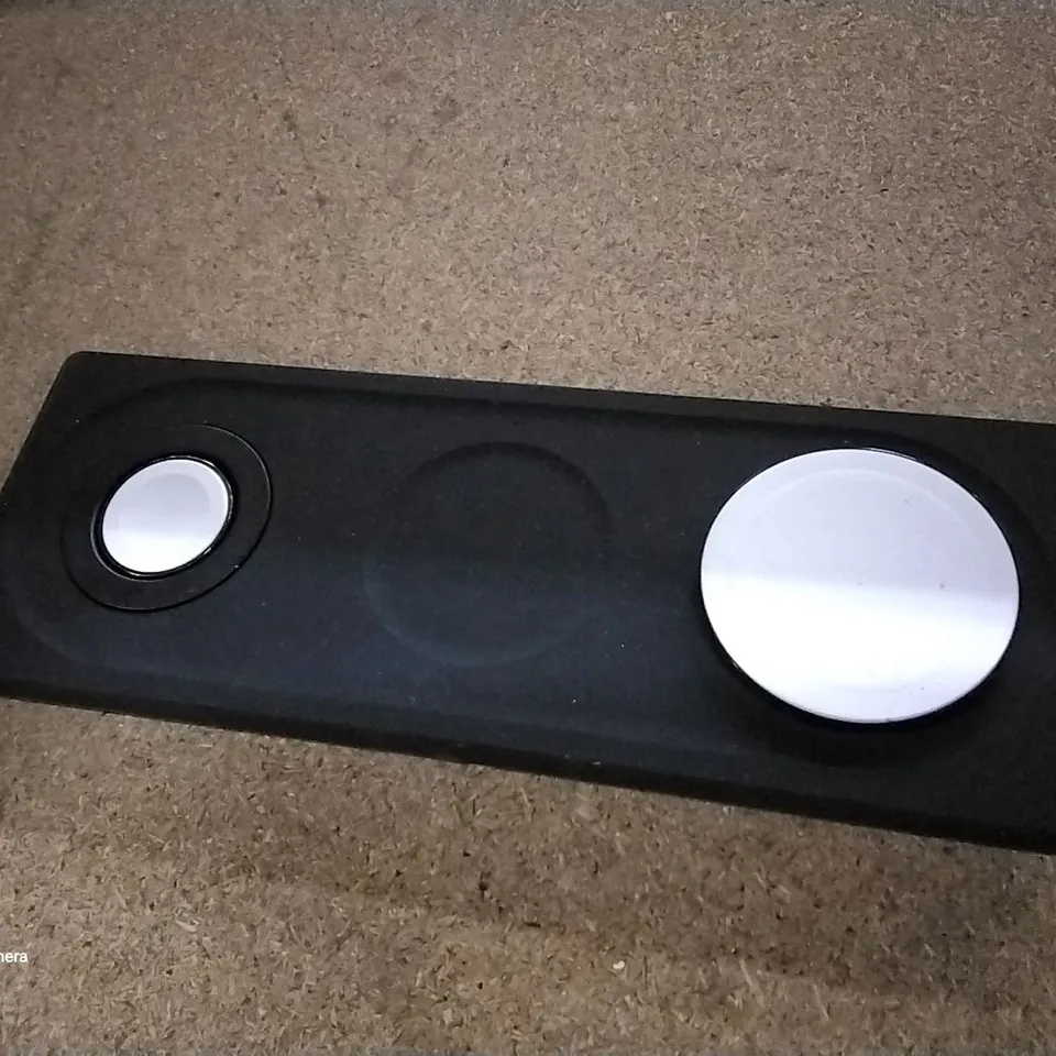 BOXED BOOSTCHARGE PRO 3 IN 1 2IRELESS CHARGING PAD 