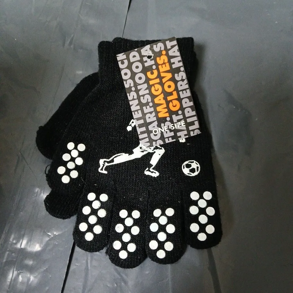 BOX OF APPROXIMATELY 30 PAIRS OF KIDS MAGIC GLOVES