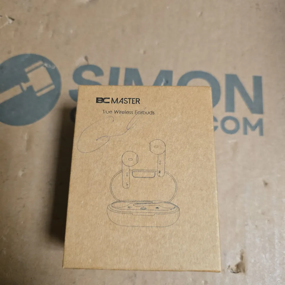 BC MASTER TRUE WIRELESS EARBUDS WITH CHARGING CASE - BLACK 