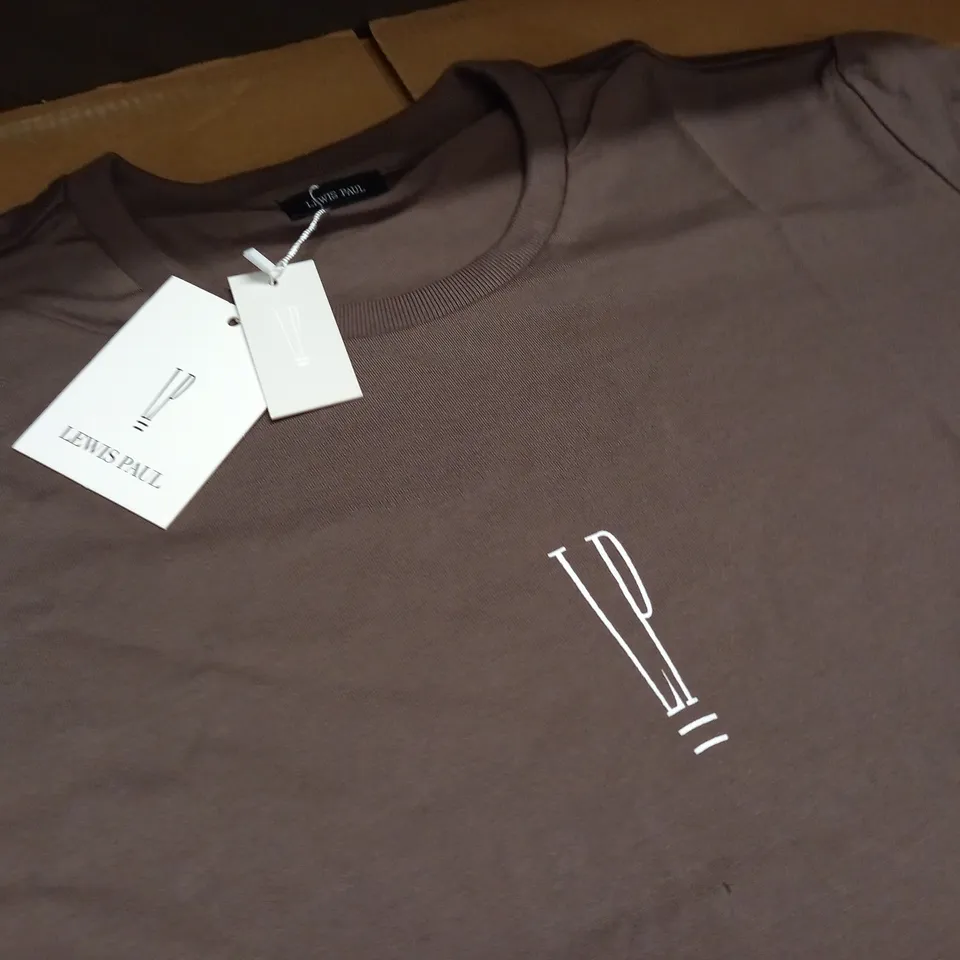 LEWIS PAUL BROWN T-SHIRT - XL