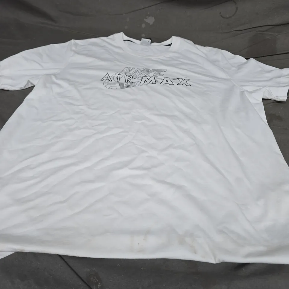 NIKE AIR MAX T-SHIRT, WHITE - UK SIZE XXL