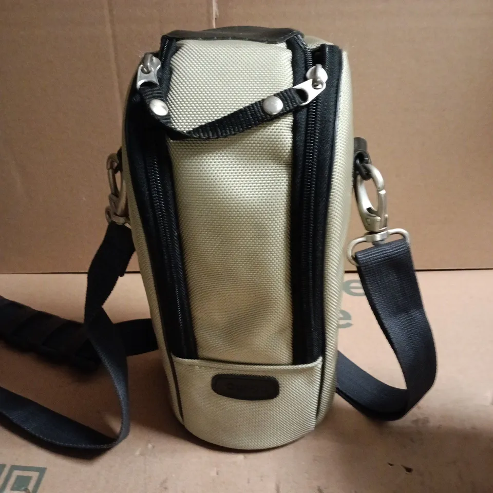 CANON ULTRASONIC EF 70-200MM F/2.8 L TELEPHOTO ZOOM LENS – WITH CASE