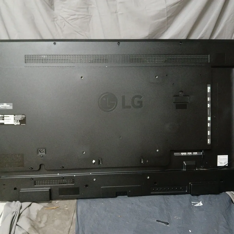 LG 49SM5KE-B 49-INCH PROFESSIONAL DISPLAY (CRESTON CONNECTED) NO POWER SUPPLY OR ACCESSORIES. BOXED. POWERS ON
