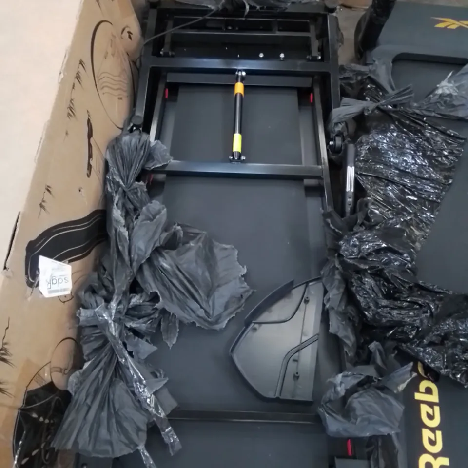 DYNAMIX T3000C MOTORISED TREADMILL WITH AUTO INCLINE  RRP £499.99