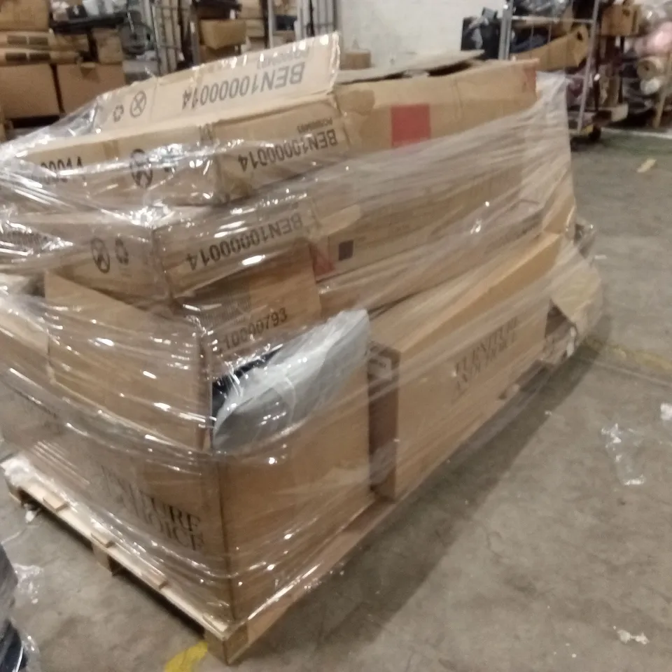 PALLET OF ASSORTED DESIGNER DINING CHAIRS, DINING CHAIR PARTS AND PIECES ETC