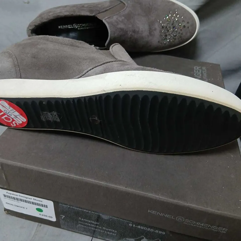 KENNEL + SCHMENGER GREY SUEDE SLIP-ON SNEAKERS – UK 7 (BOXED)