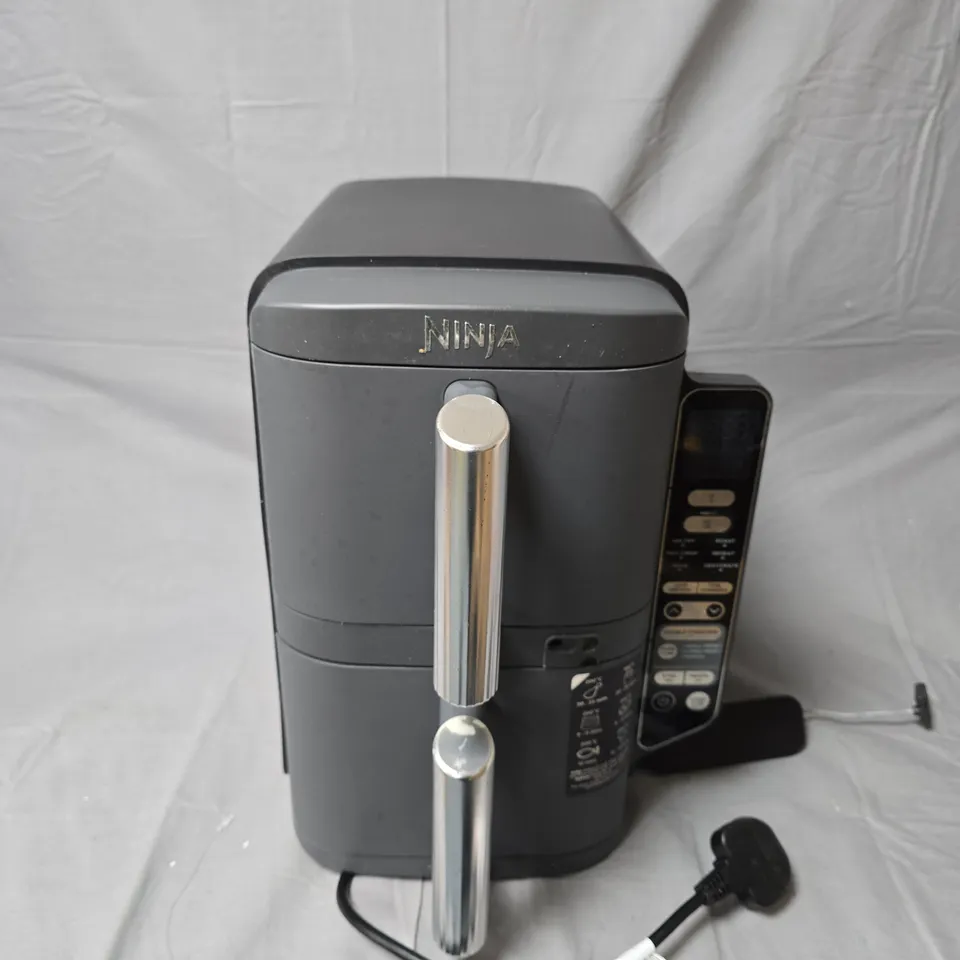 NINJA DOUBLE STACK XL 2-DRAWER 9.5L AIR FRYER WITH SMART COOK – DARK GRAY