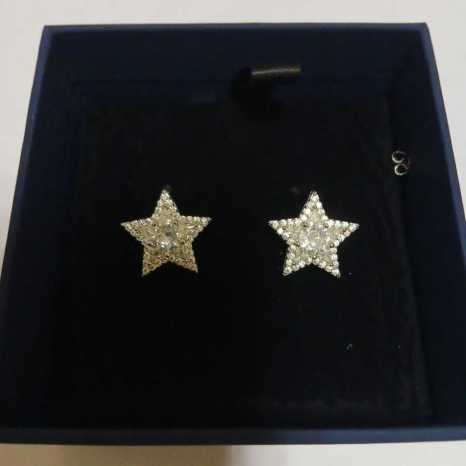 BUTLER & WILSON SPARKLING STAR EARRINGS