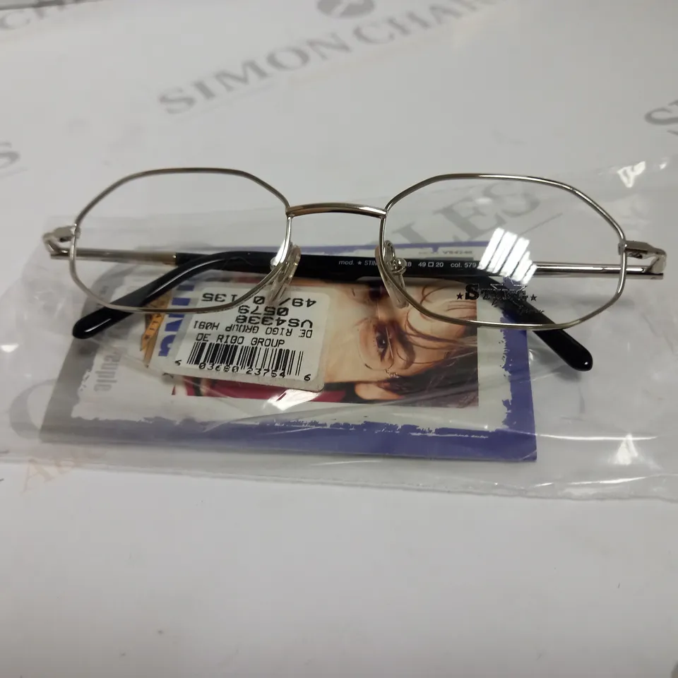 APPROX 10 DERIGO STING GLASSES 