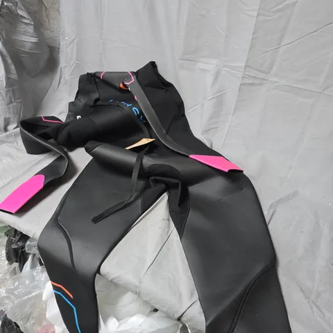 ZONE3 WOMEN'S ASPECT BREASTSTROKE WETSUIT – SIZE M