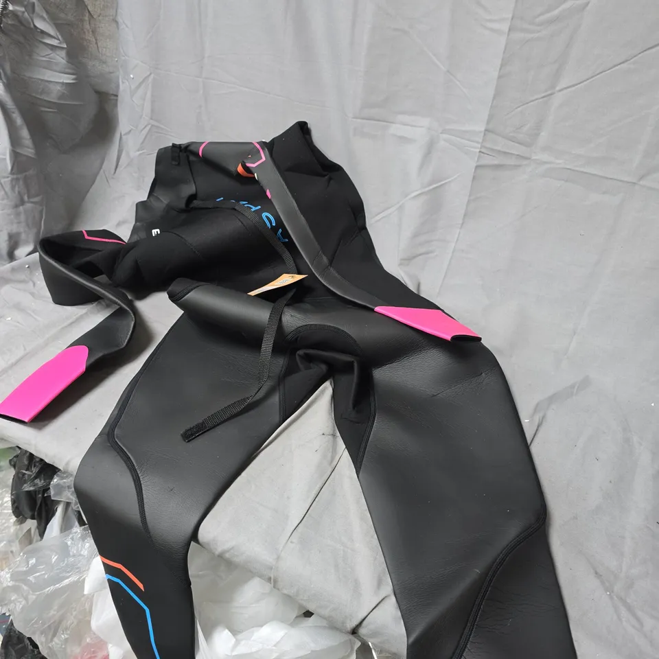 ZONE3 WOMEN'S ASPECT BREASTSTROKE WETSUIT – SIZE M