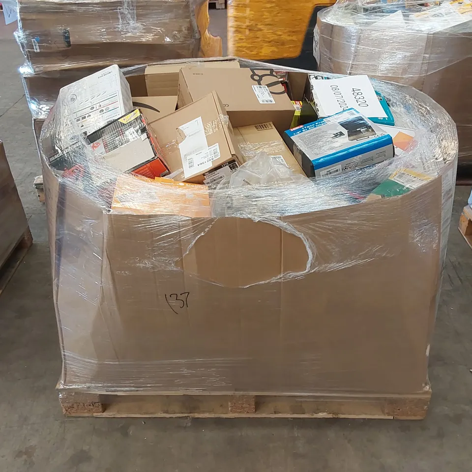 PALLET OF APPROXIMATELY 97 UNPROCESSED RAW RETURN HOUSEHOLD AND ELECTRICAL GOODS TO INCLUDE;