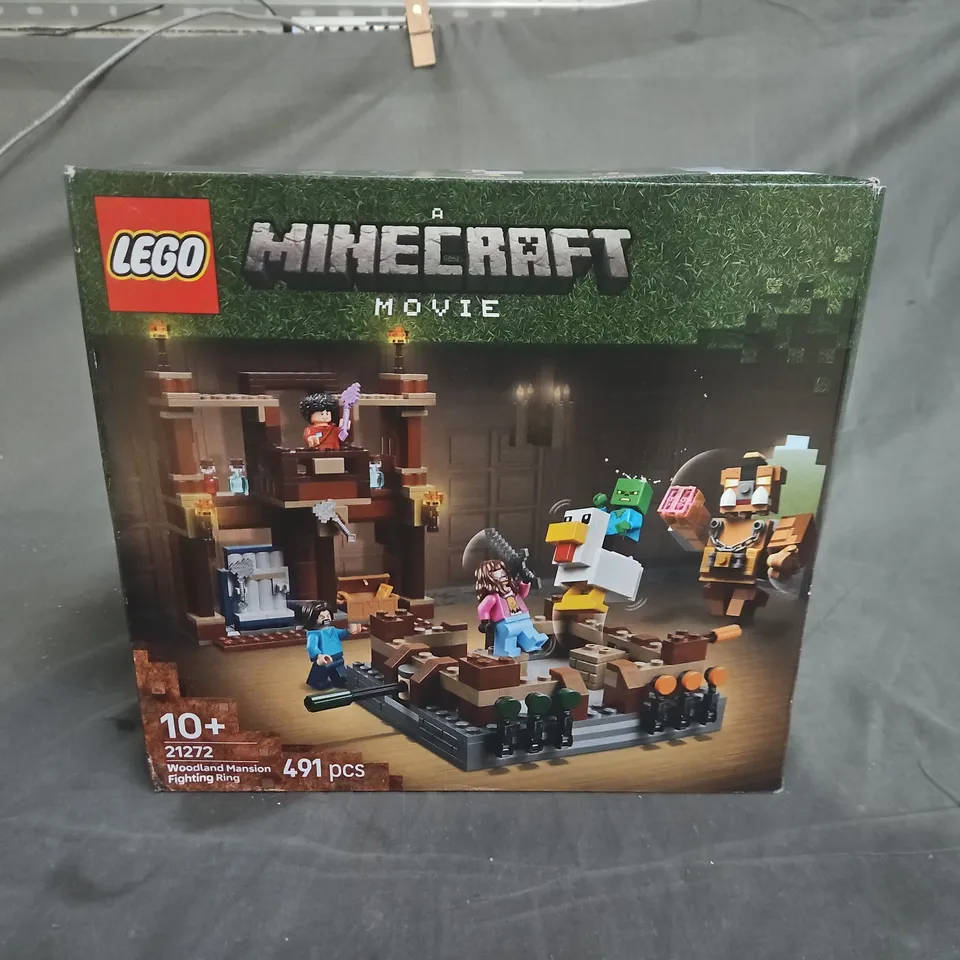LEGO MINECRAFT WOODLAND MANSION FIGHTING RING - 21272 