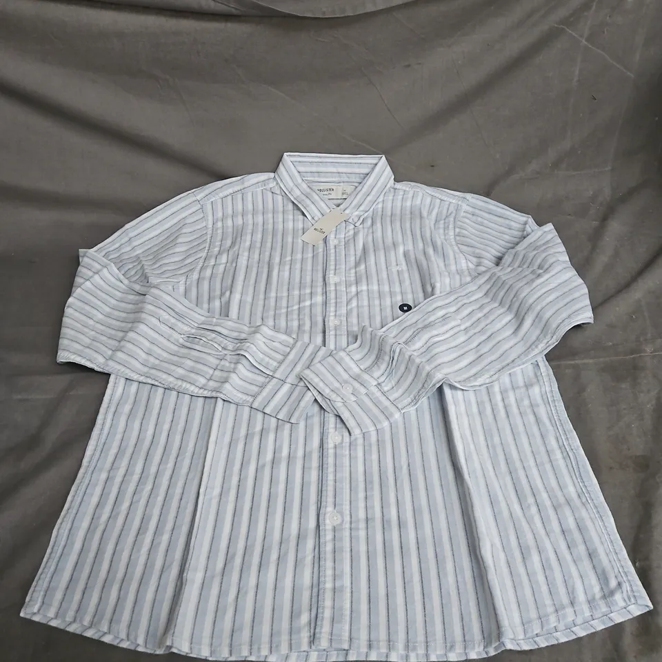 HOLLISTER CLASSIC FIT LONG SLEEVE STRIPED SHIRT – BLUE, UK M