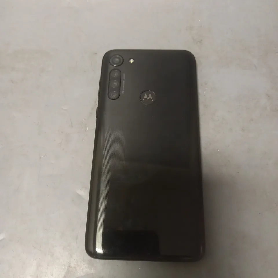 MOTOROLA G8 POWER SMARTPHONE IN BLACK