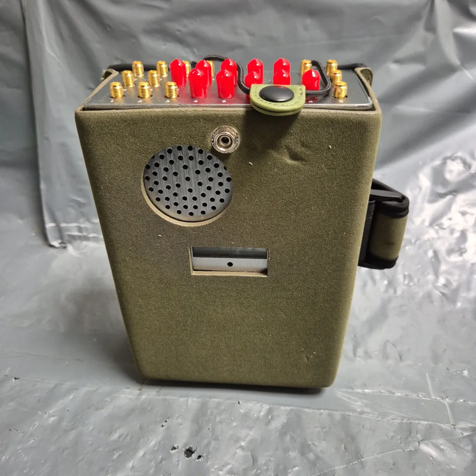PROFESSIONAL PORTABLE SIGNAL DETECTOR SERIAL NUMBER C2409278