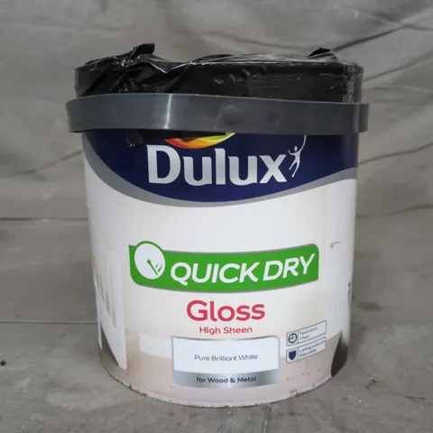 DULUX QUICK DRY GLOSS HIGH SHEEN PAINT – PURE BRILLIANT WHITE (WOOD & METAL) - 2.5 L 
