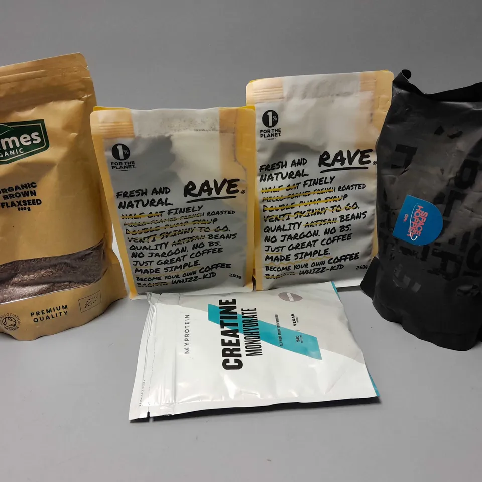 APPROXIMATELY 13 ASSORTED FOOD & DRINK ITEMS TO INCLUDE MYPROTEIN CREATINE MONOHYDRATE (250g), APTAMIL 6-12 MONTHS FOLLOW ON MILK (800g), PINTER FRESH PRESS SPACE HOPPER DIPA (1.3kg), ETC