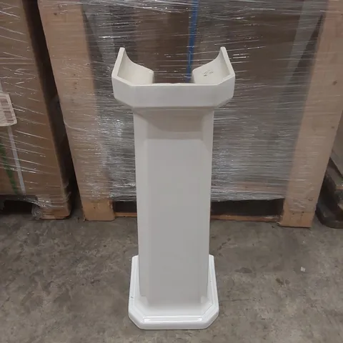 BRAND NEW BOXED LECICO NEW HAMILTON FULL PEDESTAL