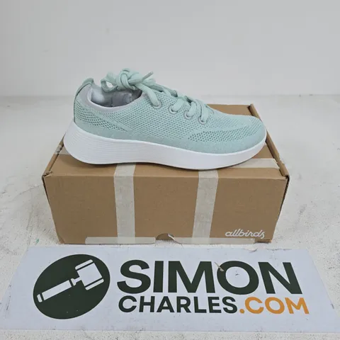 BOXED PAIR OF ALLBIRDS TREE RUNNER GO TRAINERS IN BLIZZARD - UK 5-5.5