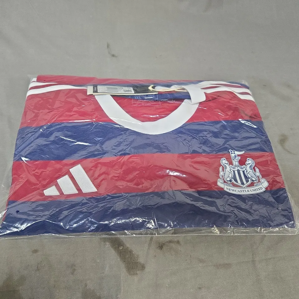 BAGGED NEWCASTLE UNITED AWAY JERSEY SIZE 3XL