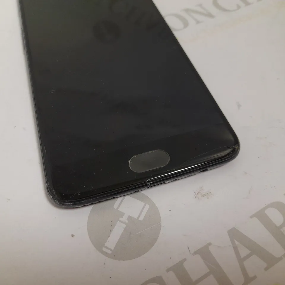 ANDROID MOBILE PHONE - MODEL UNKNOWN