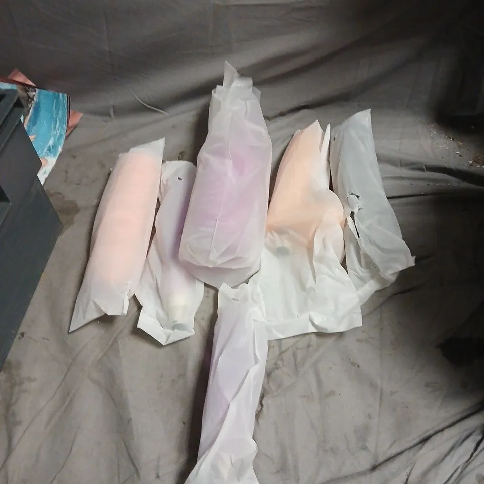 BLACK SEX MACHINE WITH SUCTION CUPS AND 6 ASSORTED DILDO ATTACHMENTS 