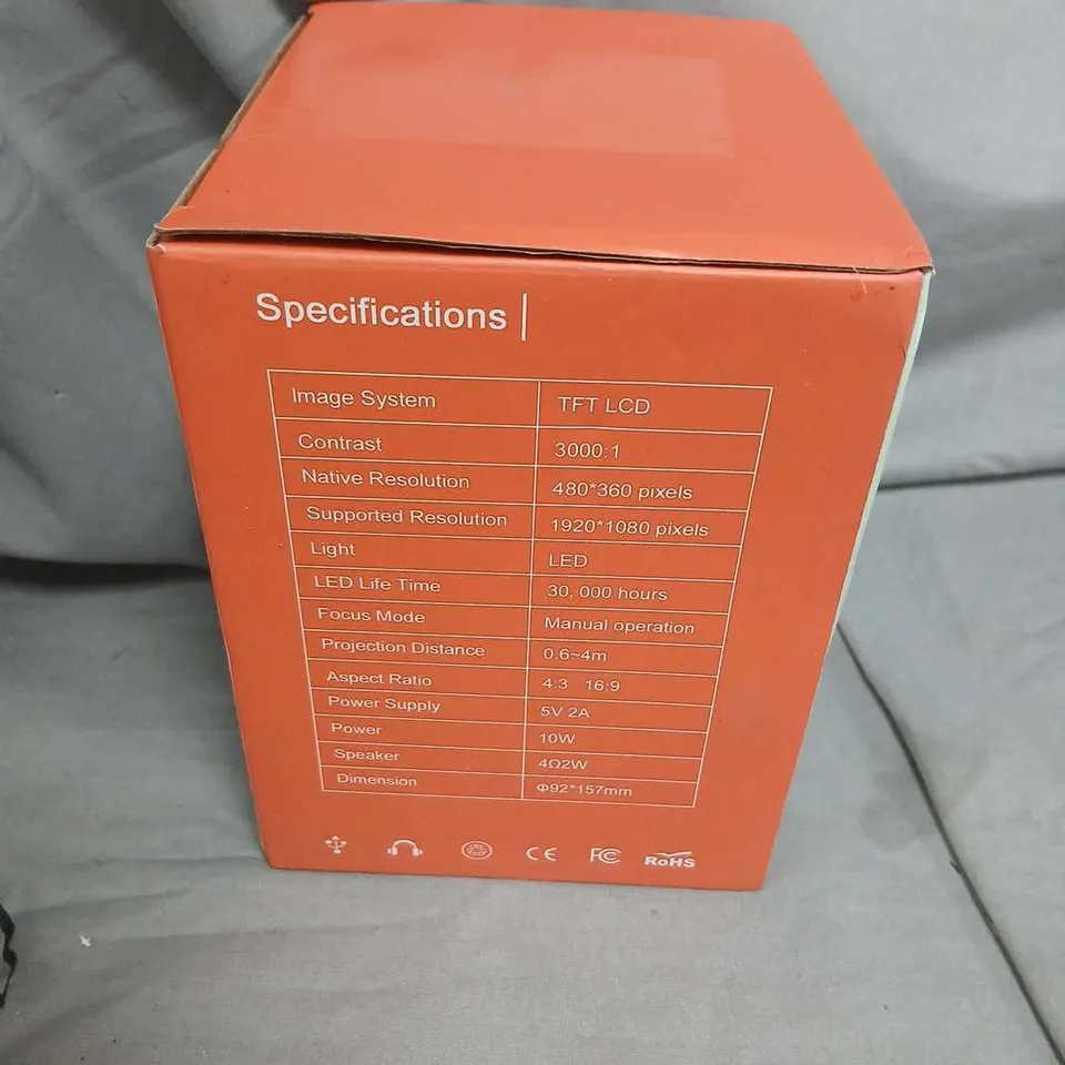 LED MINI PROJECTOR – BOXED