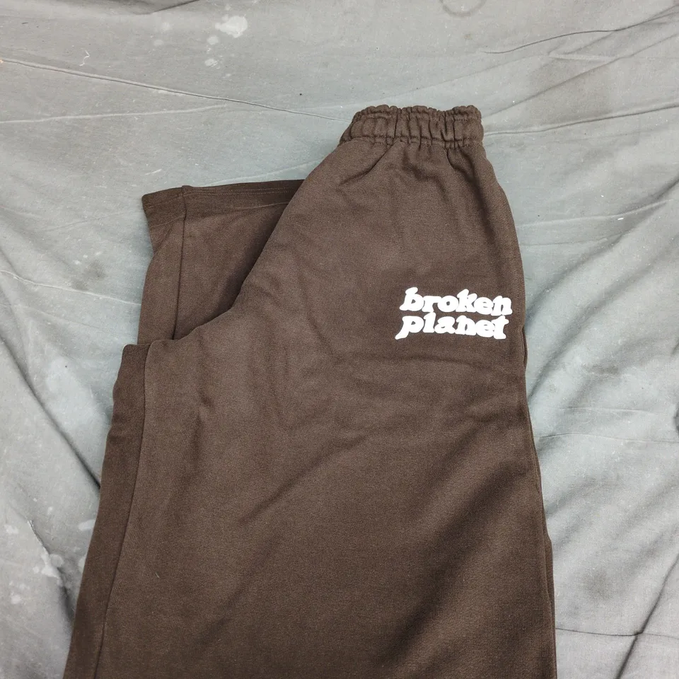 BROKEN PLANET BROWN MEN'S JOGGERS, SIZE M